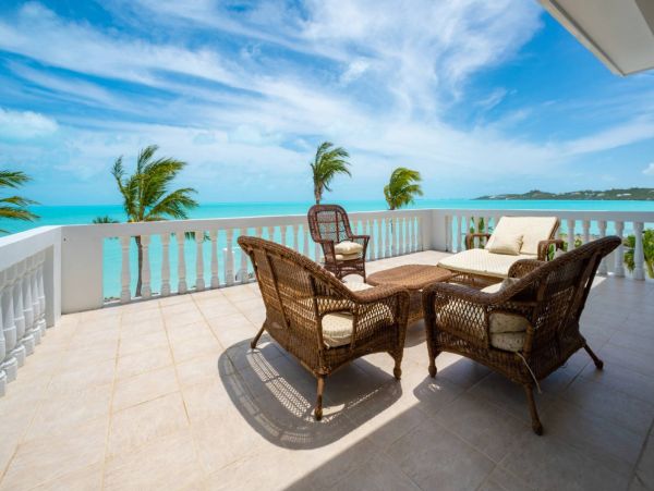 Turks and Caicos Luxury Villa Rental – Turtle Tail Retreat