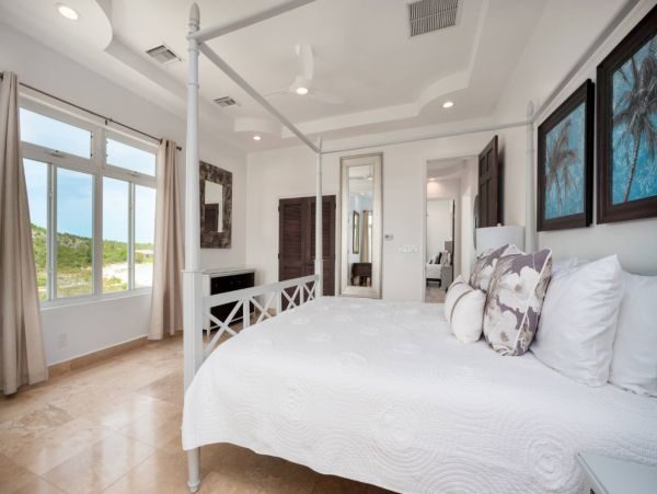 Turks and Caicos Luxury Villa Rental – Turtle Tail Retreat