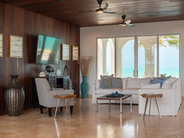 Turks and Caicos Luxury Villa Rental – Turtle Tail Retreat