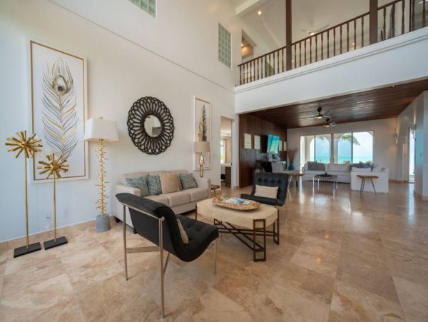 Turks and Caicos Luxury Villa Rental – Turtle Tail Retreat