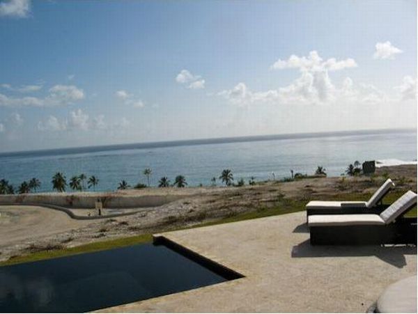 Bahamas Home 973184