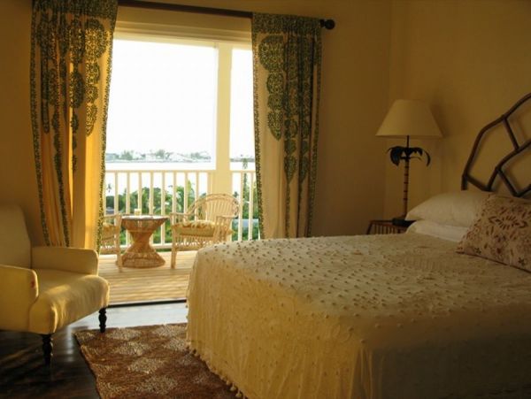 Bahamas Home 973185