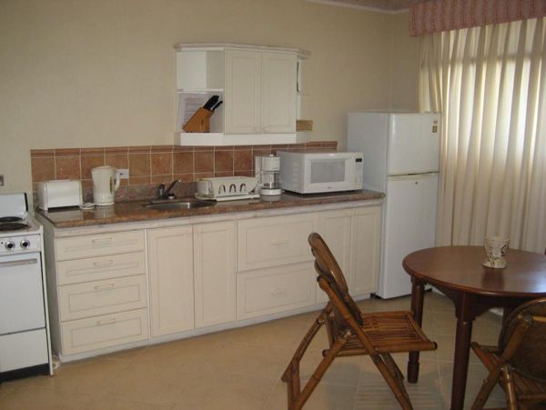 Barbados Condo 973188