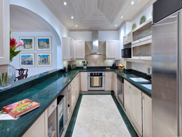 Barbados Condo 973191