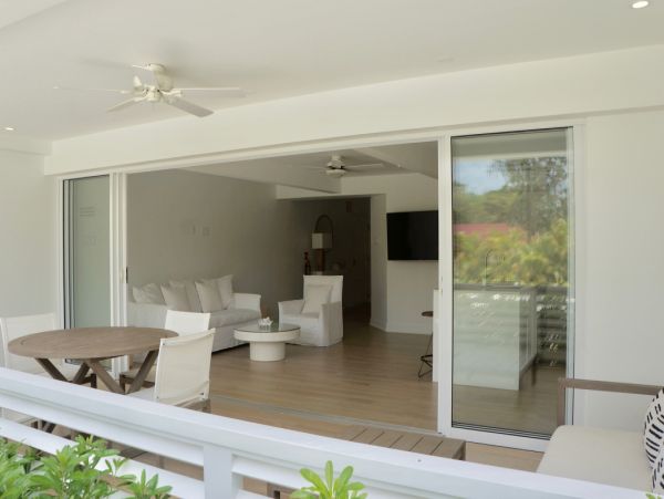 Barbados Condo 973209