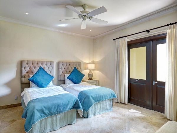 Barbados Condo 973212