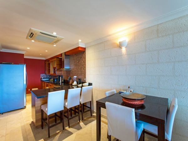 Barbados Condo 973214