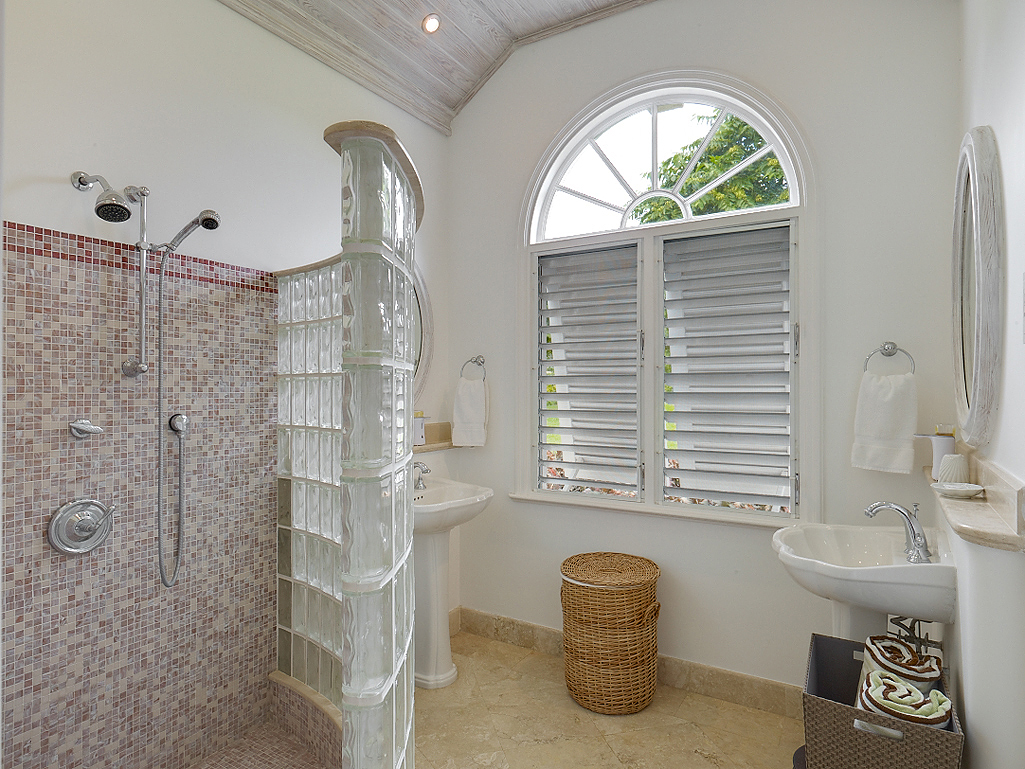 Barbados Home 973236