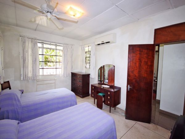 Barbados Home 973296