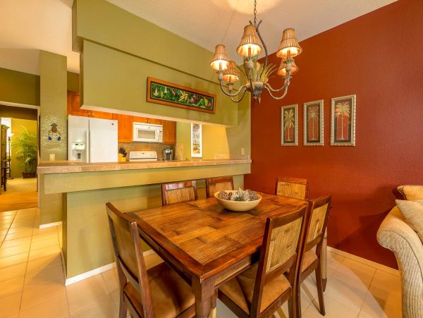 Two Bedroom Wailea Vacation Condo Short Walk to Beach