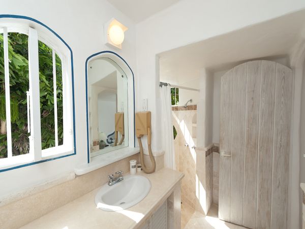 Barbados Home 973323
