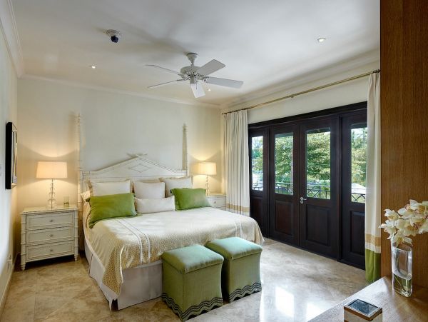 Barbados Condo 973339