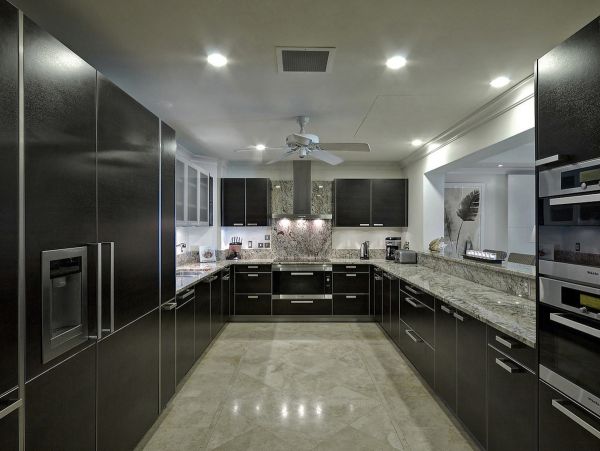 Barbados Condo 973339