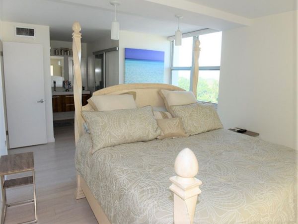 Gulf Views Longboat Key Vacation Condo Two Bedroom