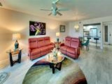 Longboat Key Two Bedroom Rental Condo with Gulf View