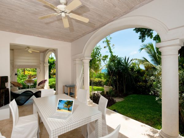 Barbados Condo 973356