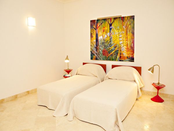 Barbados Condo 973356