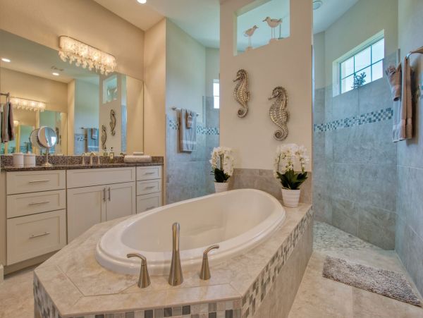 Great Canalfront Home on Cape Coral with Caged Pool & Dock