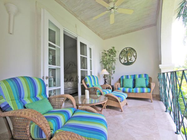 Barbados Condo 973360