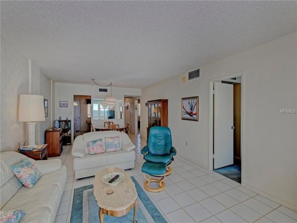 On Beach Holmes Beach Vacation Condo Gulf Views