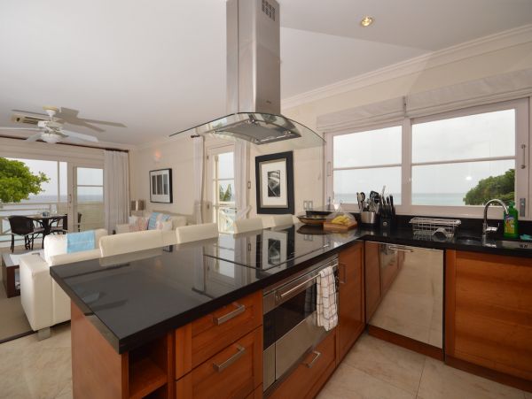 Barbados Condo 973377