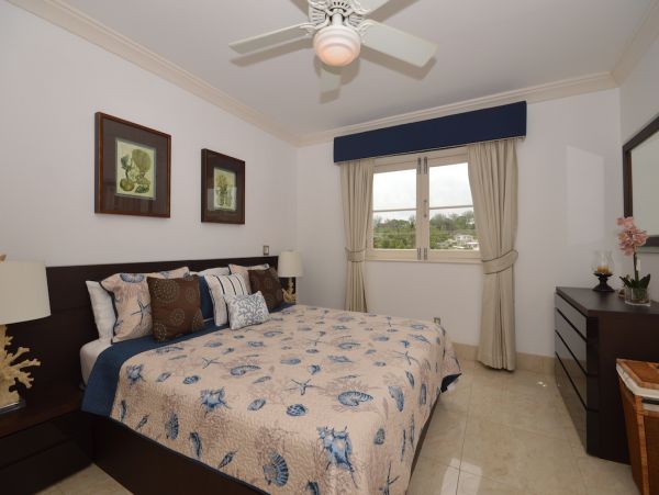 Barbados Condo 973377
