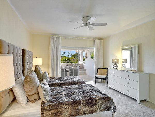 Barbados Condo 973383