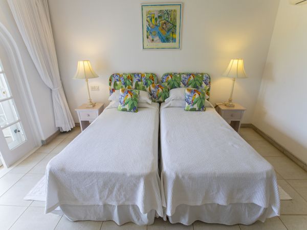 Barbados Home 973387