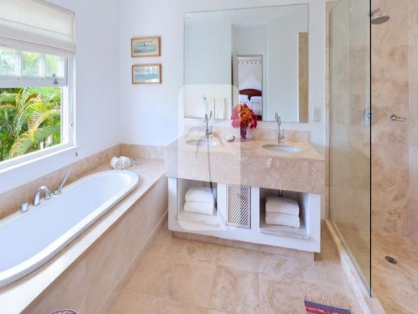 Barbados Home 973403