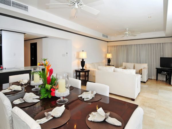 Barbados Home 973412