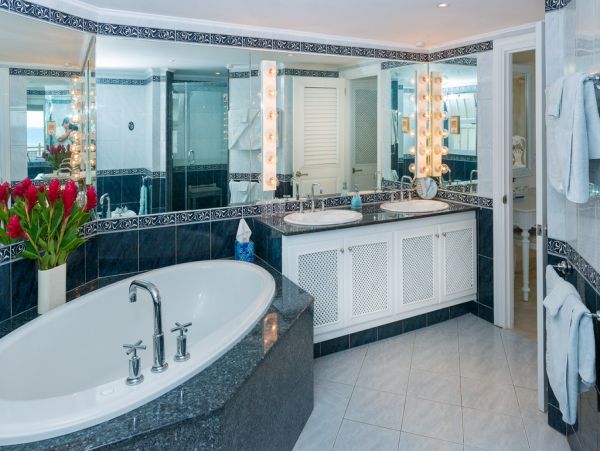 Barbados Condo 973414