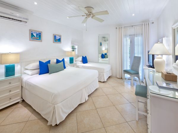 Barbados Condo 973418
