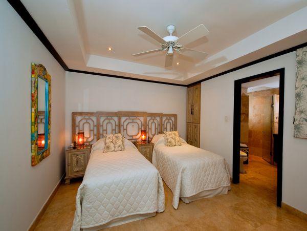 Barbados Home 973422