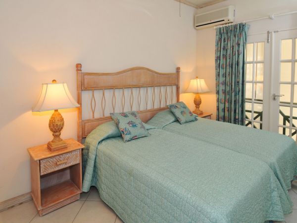 Barbados Condo 973427