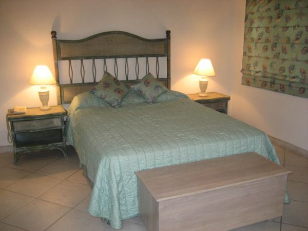 Barbados Condo 973428