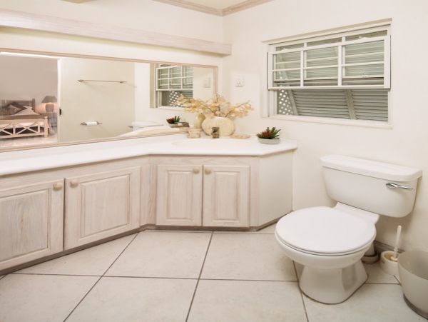 Barbados Condo 973429