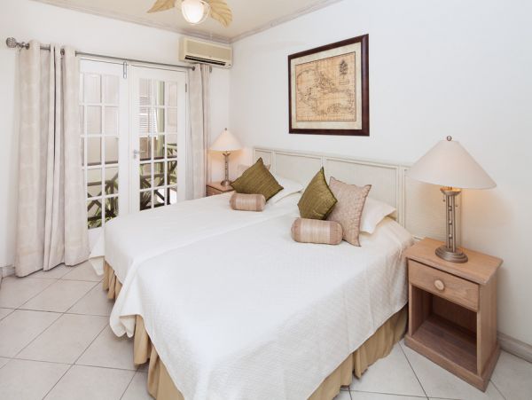 Barbados Condo 973429