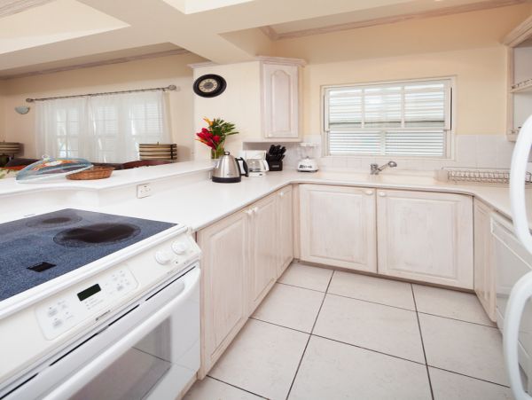Barbados Condo 973429