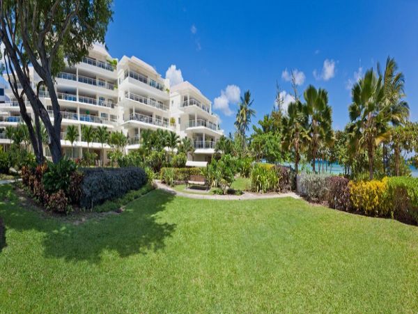 Barbados Condo 973430