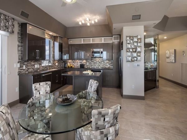 Gulf Views Marco Island Vacation Condo on Beach 2 Bedrooms