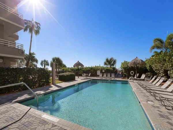 Gulf Views Marco Island Vacation Condo on Beach 2 Bedrooms