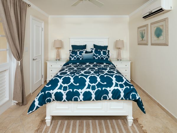 Barbados Condo 973436