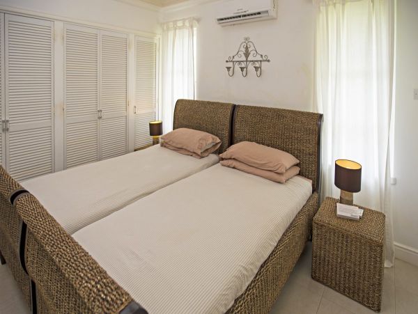 Barbados Home 973453