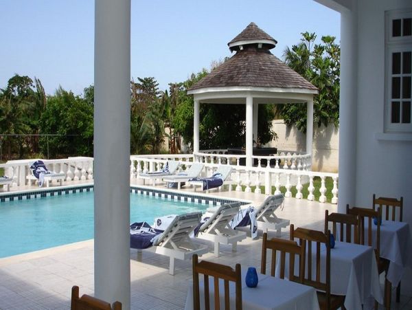 Jamaica Home 973498
