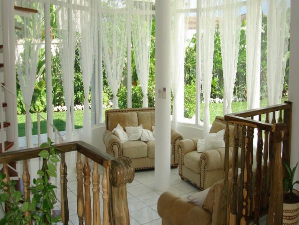 Jamaica Home 973498