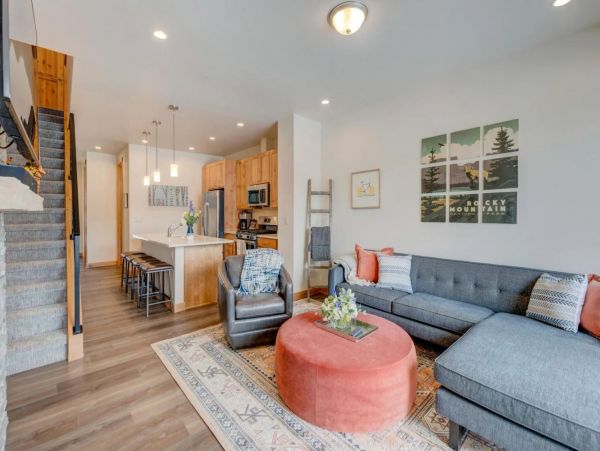 Winter Park Luxury Four Bedroom Townhome with Private Hot Tub