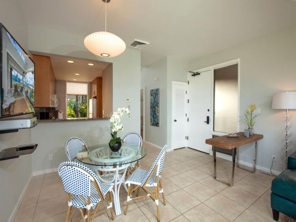 Oceanview Kapalua Vacation Condo Sleeps 4 Guests