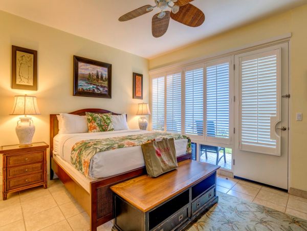 Kapalua 2 Bedroom Condo Sleeps 6 Guests with Great Bay Views