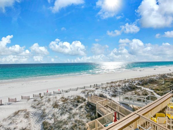 Destin Beachfront Vacation Rental Luxury Gulf-Front Condo with Panoramic Views