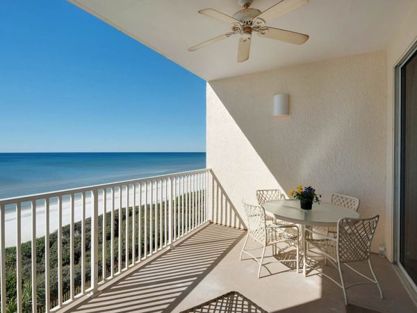 Elegant 2 Bedroom Condo with Full Ocean Views